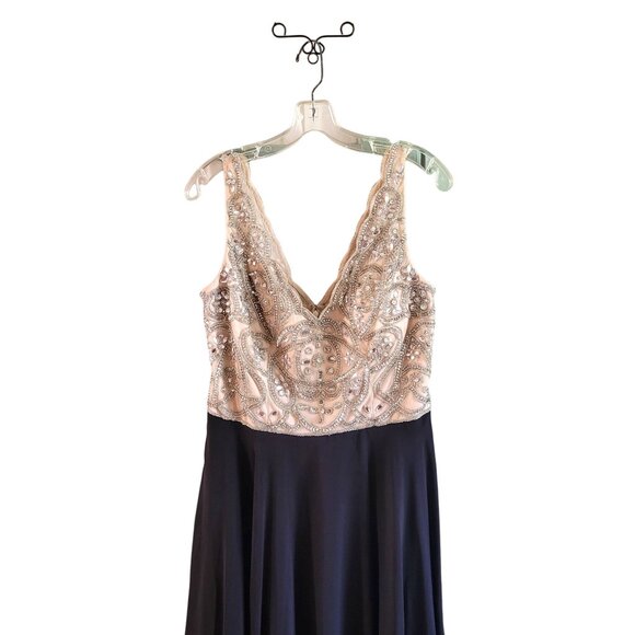 Aidan Mattox Elegant Beaded Evening Gown With V-Neck In Black & Champagne Size 1 - Picture 2 of 4